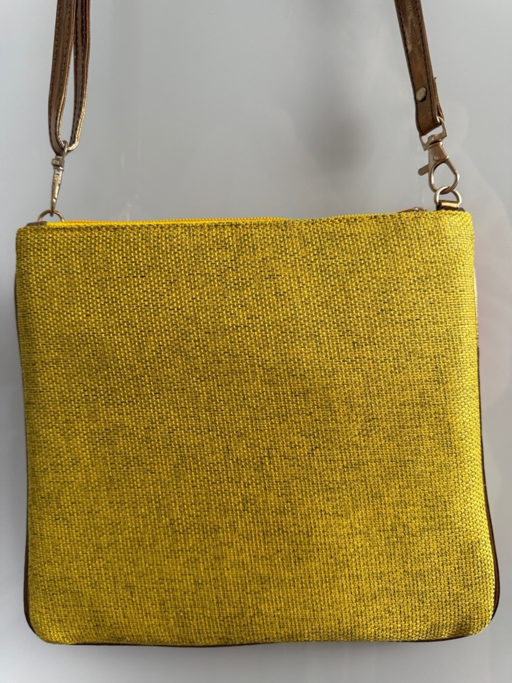 Like New Metallic Boho Festival Rickshaw Crossbody Bag Artsy Retro Purse - Picture 8 of 16